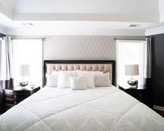 Chez Mela Atlanta - Doraville - Bedroom