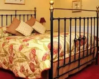 The Angel B&B - Aylesbury - Bedroom