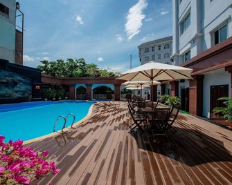Lao Cai Star Hotel - Lao Cai - Piscine