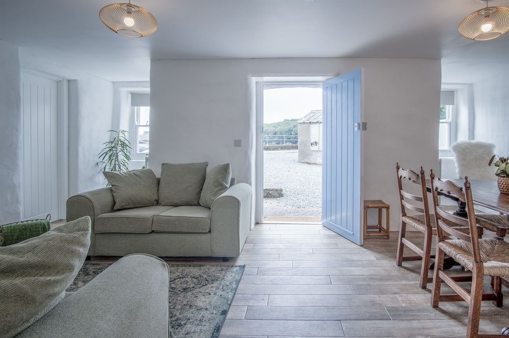 Brook Cottage - 2 Bedroom Cottage - Dale - Milford Haven - Soggiorno