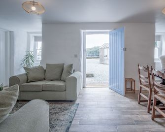 Brook Cottage - 2 Bedroom Cottage - Dale - Milford Haven - Sala de estar