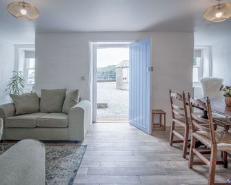 Brook Cottage - 2 Bedroom Cottage - Dale - Milford Haven - Soggiorno