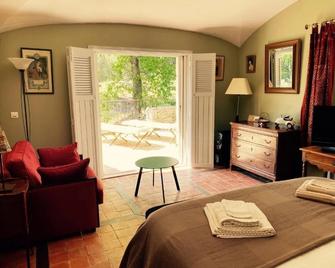 Domaine du Commandeur - Mondragon - Habitación