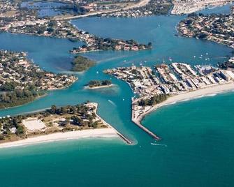 Lovely apartment 5 minutes to the beach, restaurants, shopping and services - Venice - Beach
