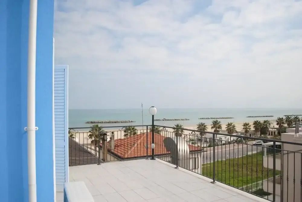 Hotel Eden - Fermo - Балкон