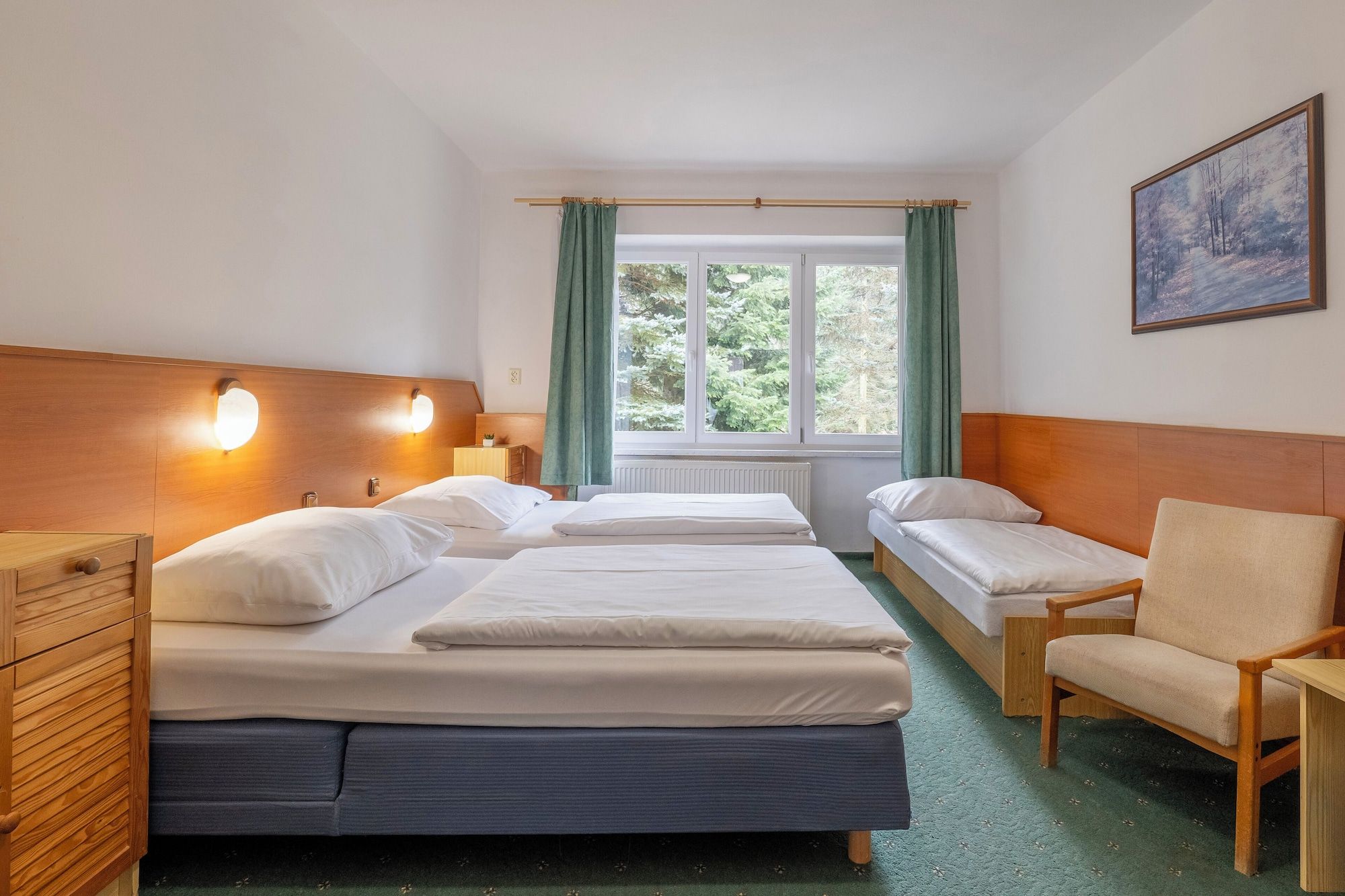 Sport Hotel Gejzirpark - קרלובי וארי - חדר שינה