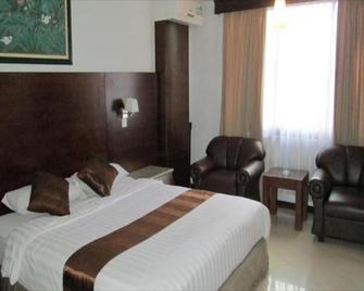 Hotel Mirama - Balikpapan - Bedroom
