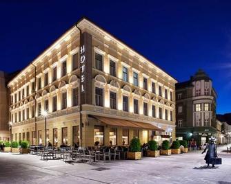 Hotel Evropa - Celje - Edificio