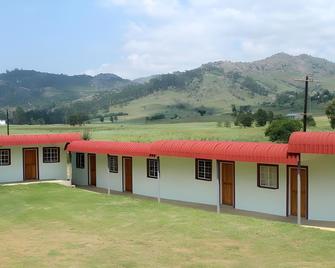 African Violet - Mbabane - Edificio