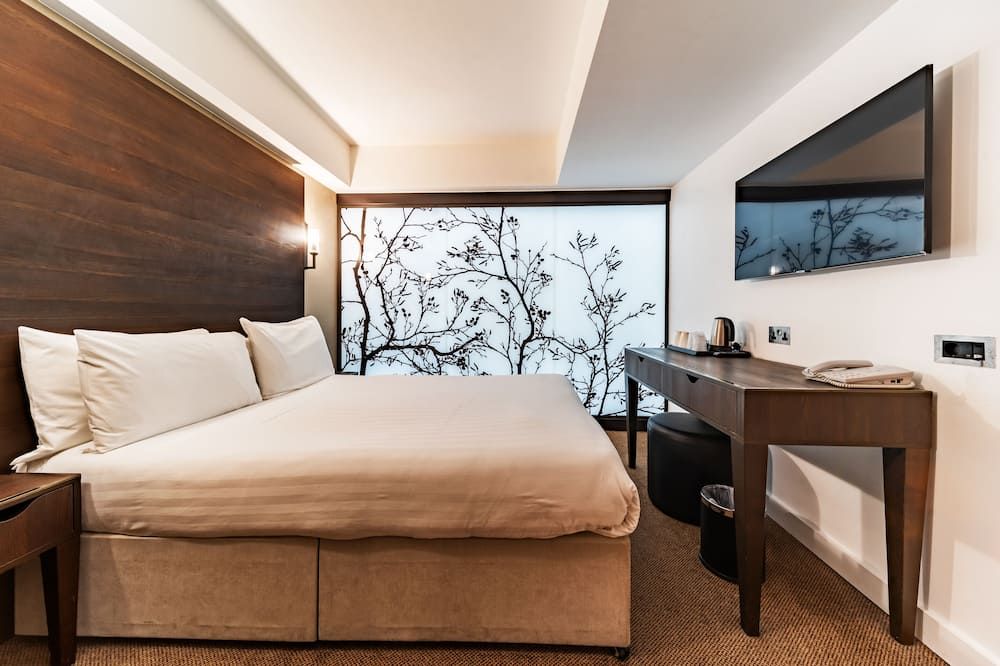 فندق سنترال بارك - لندن - غرفة نوم