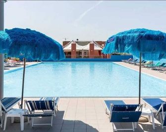 House in Marina - Marina di Pisa - Pool