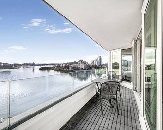 Victoria Regent Waterfront Hotel & Suites - Victoria - Balcony