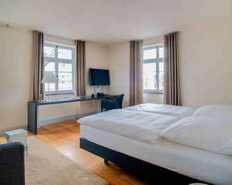 Villa Behr - Wendlingen am Neckar - Slaapkamer