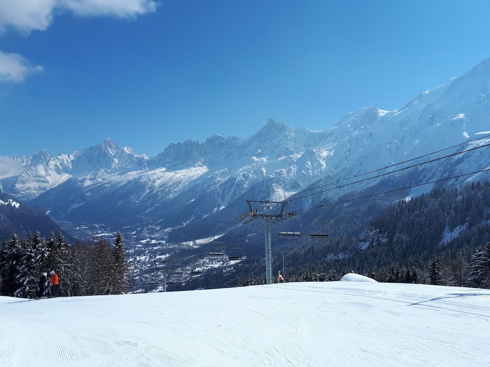 Aiguille du Midi - Hôtel & Restaurant - שאמוני מון-בלאן - שירותי מקום האירוח