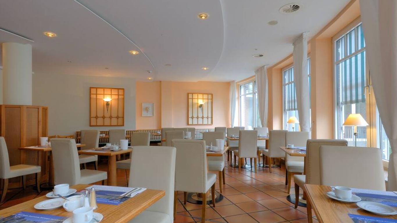 Golden Tulip Luebecker Hof