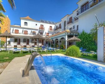 Hotel Pozo del Duque II - Zahara de los Atunes - Piscine