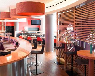 Novotel Leuven Centrum - Leuven - Bar