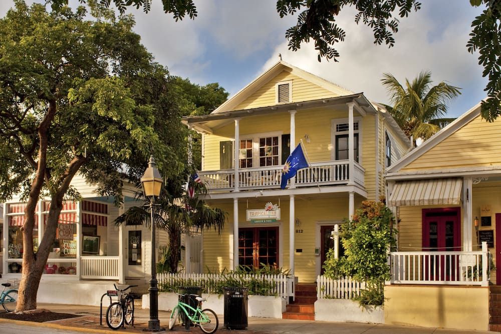 Tropical Inn - Key West - Building