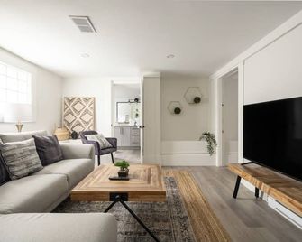 Maple beach house Garden suite - Vancouver - Sala de estar