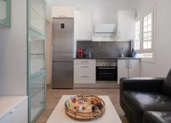 Sabbia Suites La Armada - Arrecife - Kitchen