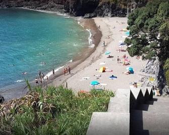 Home Azores - Lagoa's Place - Lagoa - Strand