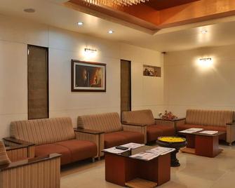 Hotel Rama Residency - Ānand - Area lounge