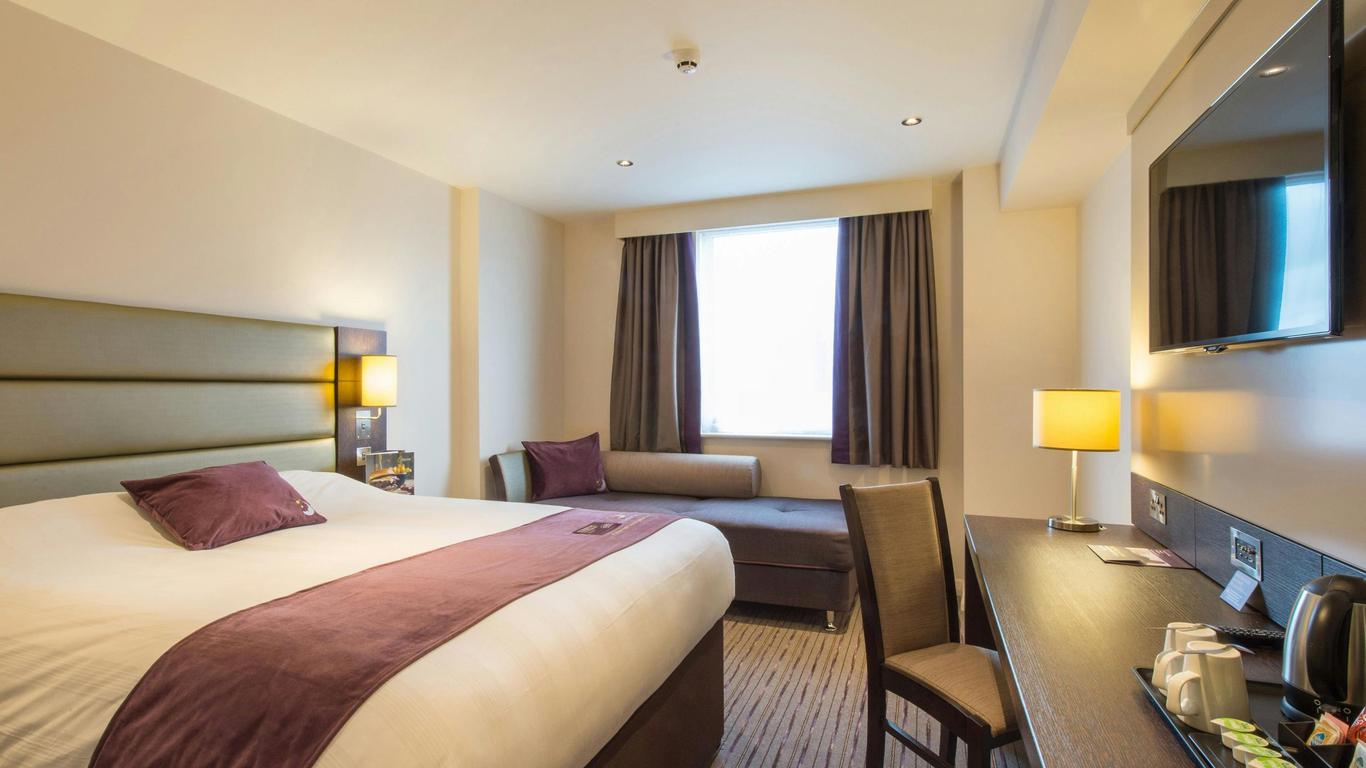 Premier Inn Birkenhead Town Centre