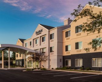 Fairfield Inn by Marriott Richmond - New Paris - Building
