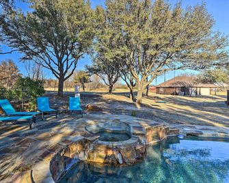 Private Pool Spacious And Vibrant Argyle - Northlake - Piscina
