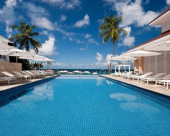 The BodyHoliday - Cap Estate - Uima-allas