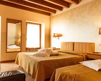 Hotel Dependance Silvestro - Garda