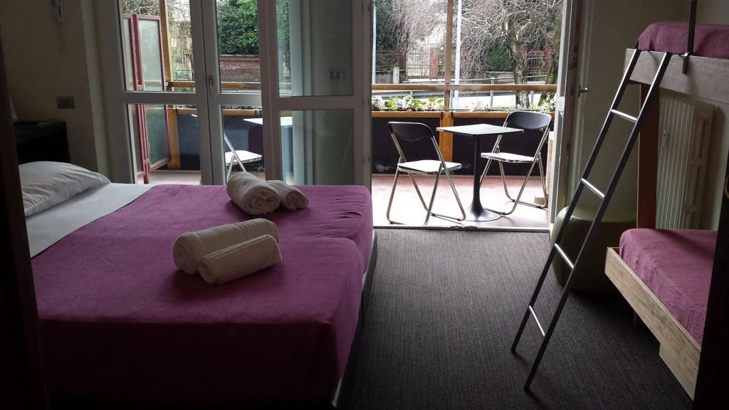 هوتل فيرينز