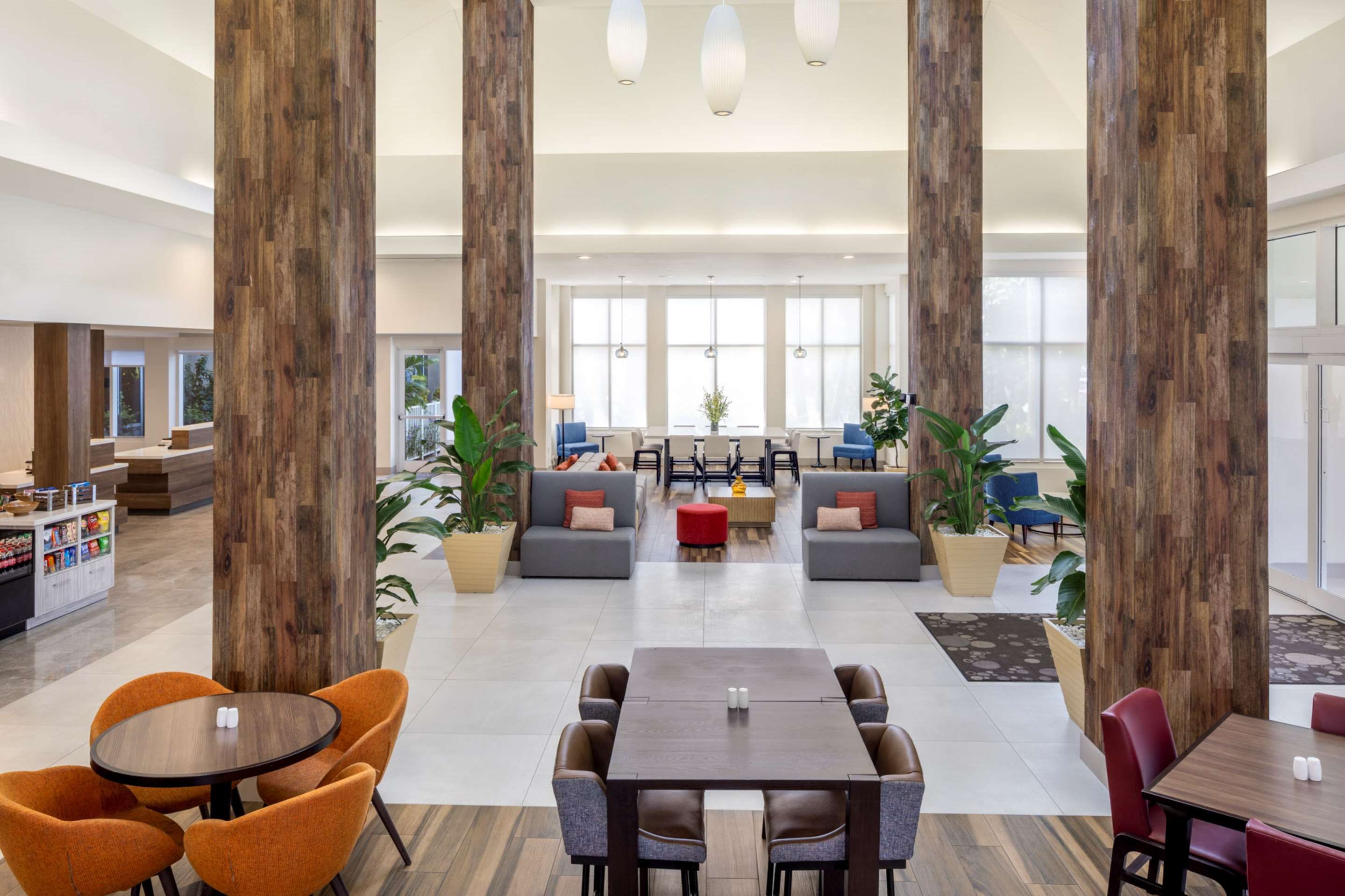 Hilton Garden Inn Miami Airport West thumbnail 3