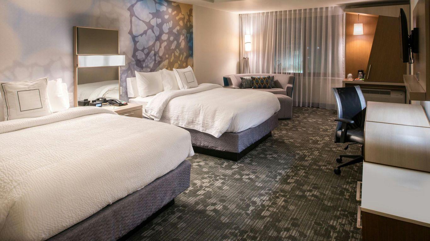 Courtyard by Marriott Jacksonville