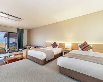 Izumigo Hotel Altia Toba - Toba