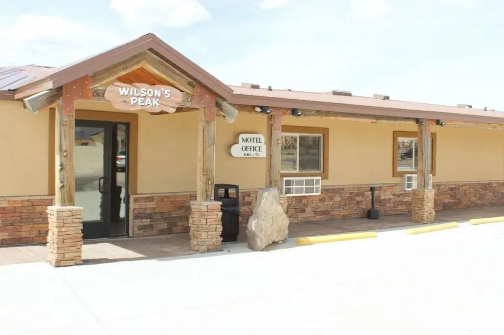 Bryce Uptop Lodge - ברייס - בניין