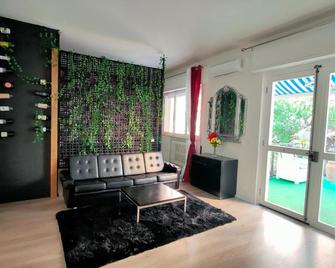 Cavaliere Suite - Bari - Living room
