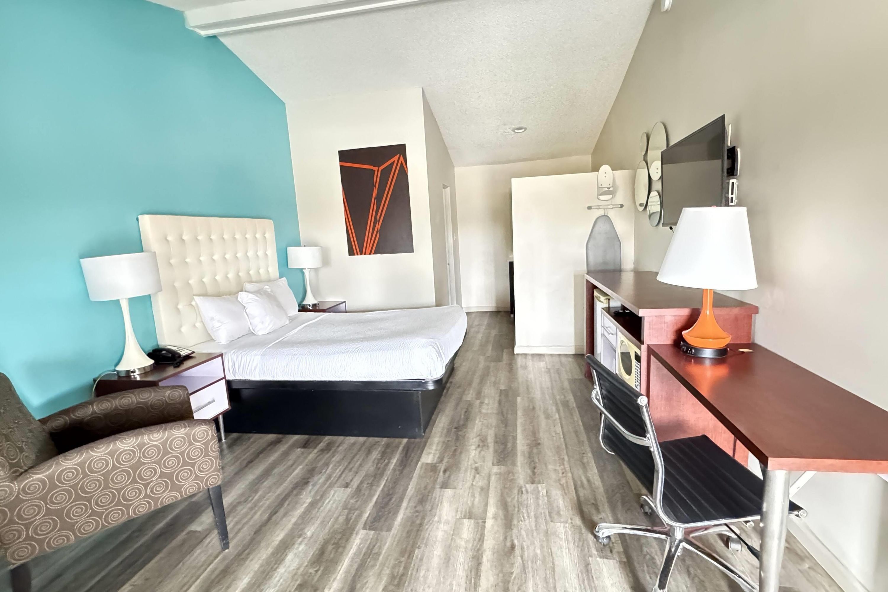 Howard Johnson by Wyndham Phoenix Airport/Downtown Area - Phoenix - Habitación