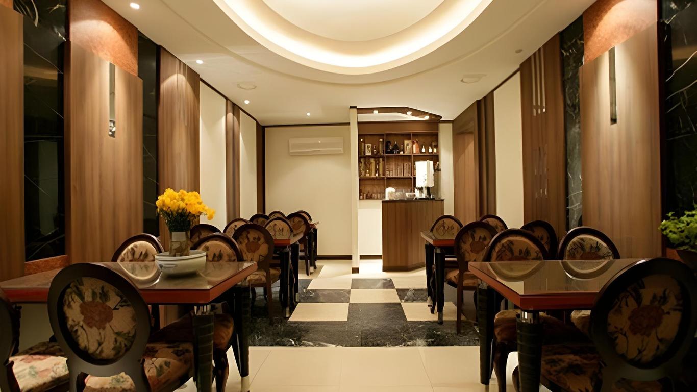 Hotel No.1