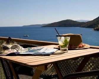 Poros Beach - Mokros Gialos - Balcony