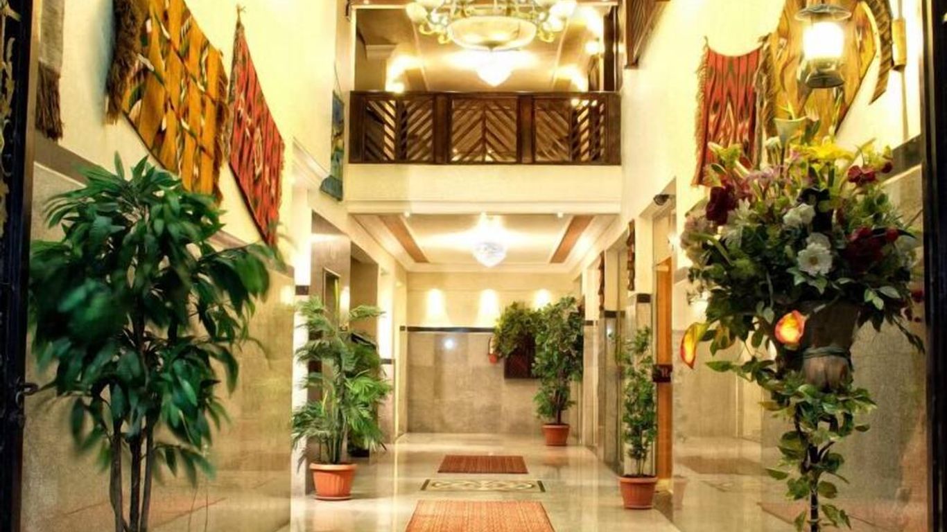 ジャルダネ ホテル アパートメンツ