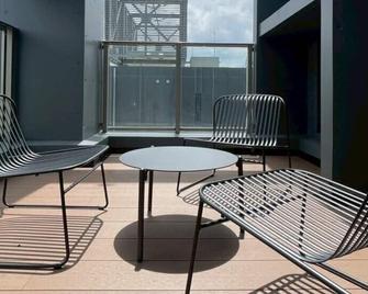 Hotel The Hakata Terrace - Fukuoka - Balcony