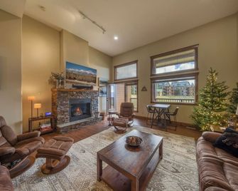 Timberstone Lodge by StayIn - Kimberley