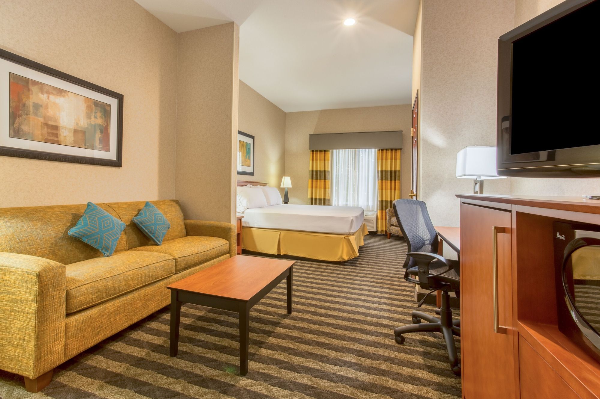 Holiday Inn Express & Suites Manteca City Center By IHG - Manteca