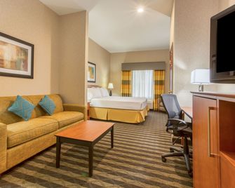Holiday Inn Express & Suites Manteca City Center By IHG - Manteca