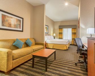 Holiday Inn Express & Suites Manteca City Center By IHG - Manteca