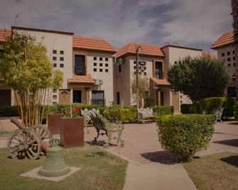 Suites Cervantes - Chihuahua - Edificio
