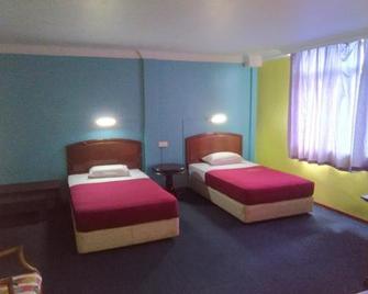 Ayu Villa Hotel - Kangar - Bedroom