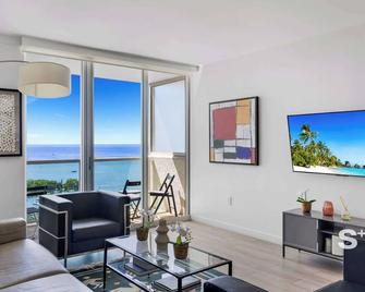 Modern 1-BD Condo in the Heart of Coconut Grove Free Parking - Miami