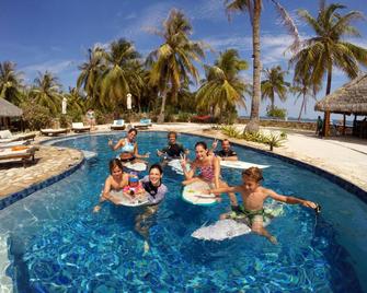 T-Land Resort - Abuan